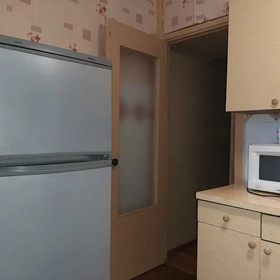 кімната Київ, Деснянський, Кіото 11 3