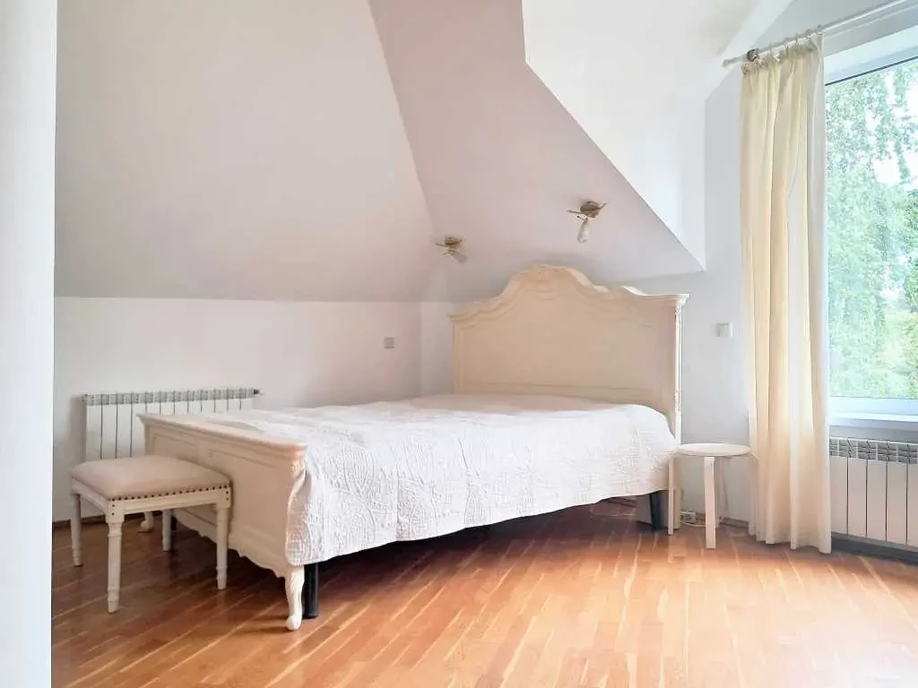 6-к квартира Обухівський, Плюти, Плютовська 19