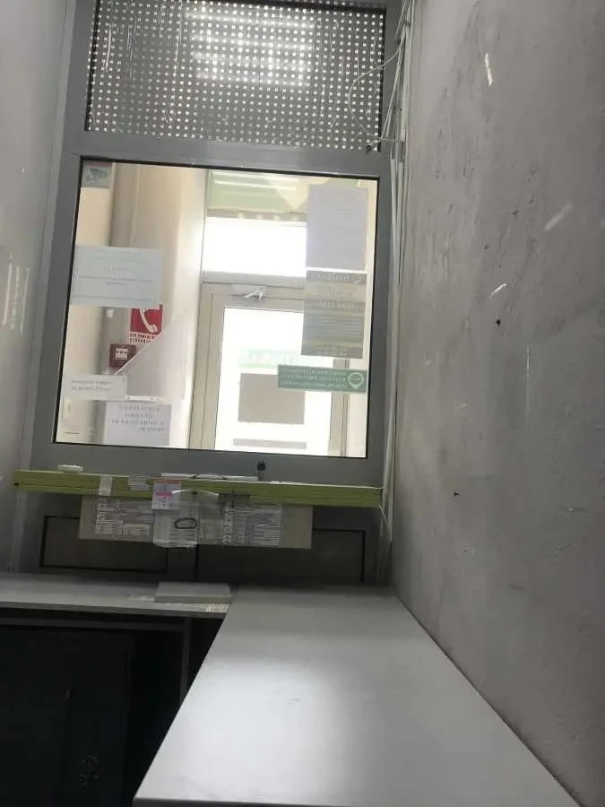 торгові площі Київ, Голосіївський, Голосіївський 114К1 2