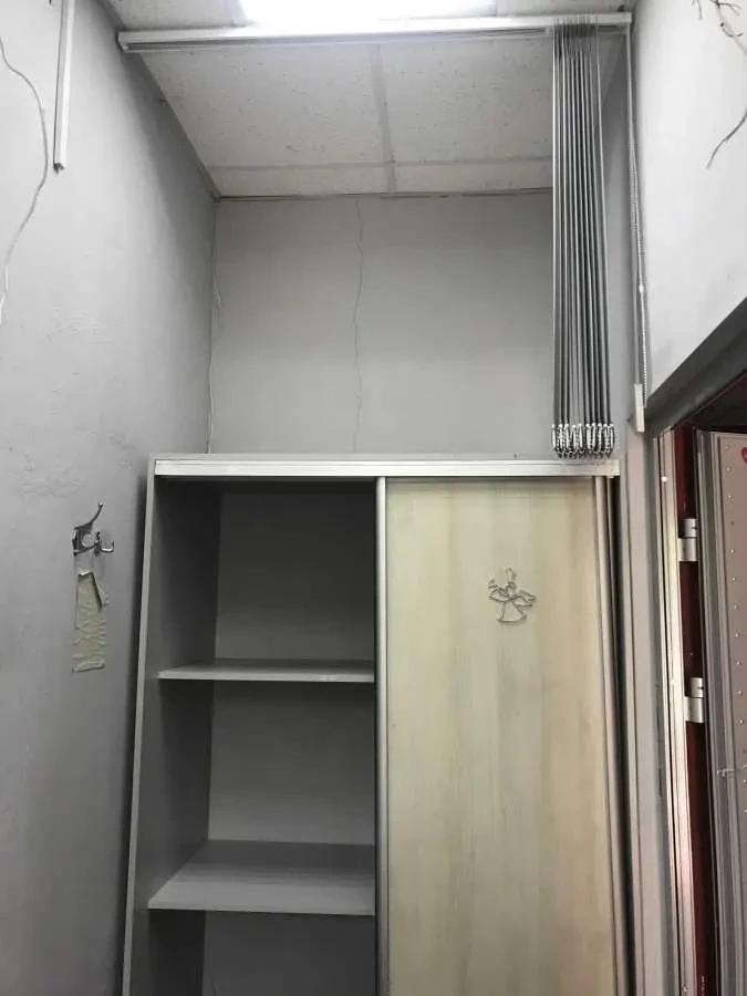 торгові площі Київ, Голосіївський, Голосіївський 114К1 4
