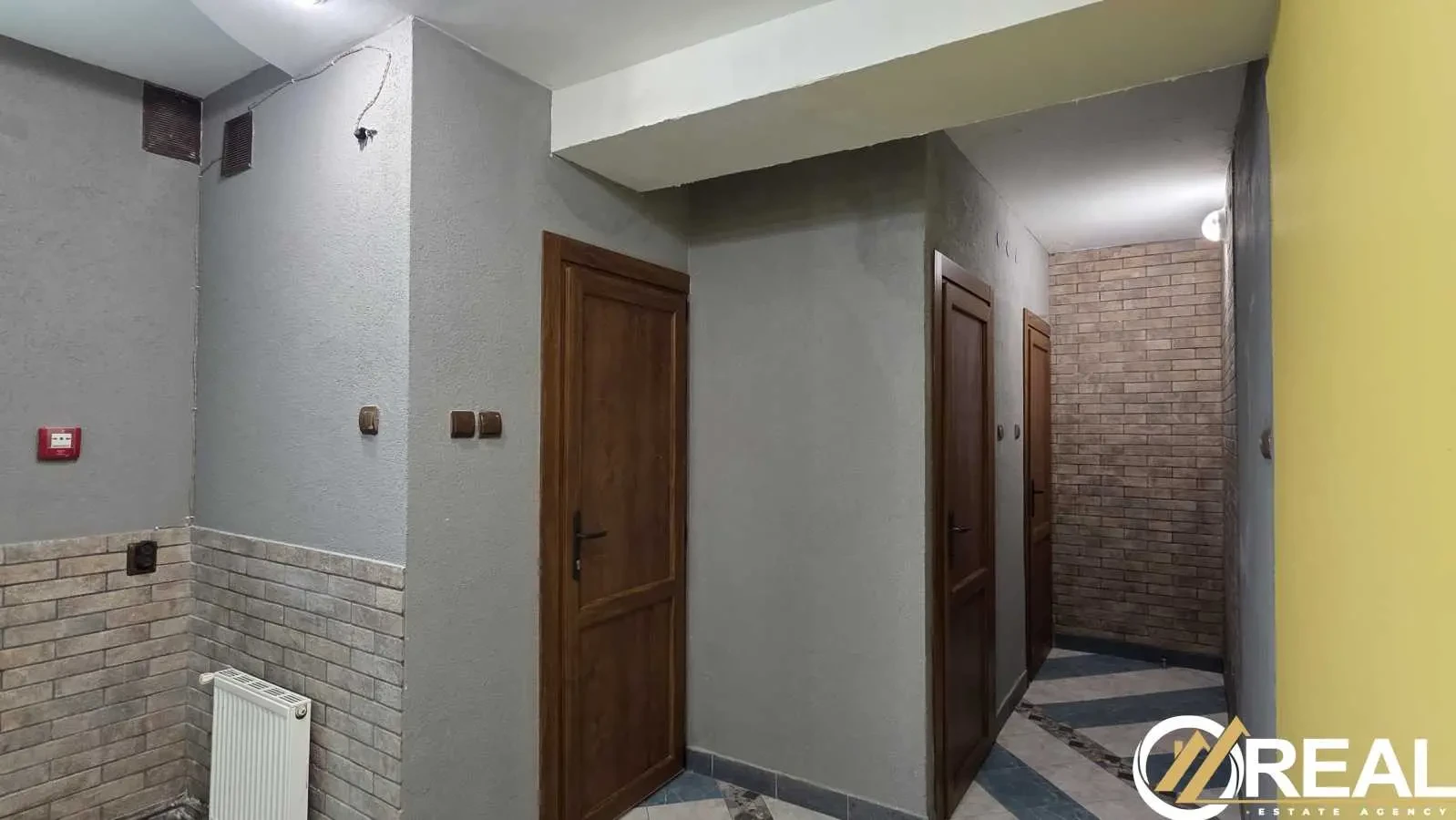 торгові площі Луцьк, Лесі Українки 32 6