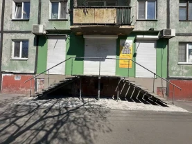 торгові площі Дніпро, Індустріальний, Б.Хмельницкого