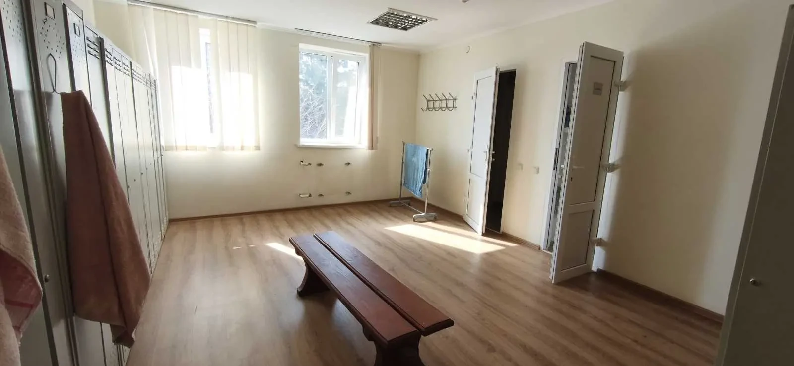 виробничі приміщення Бучанський, Мотижин, Довгича 2-Б 5