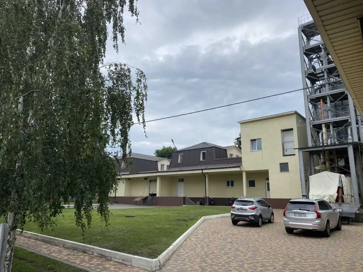 виробничі приміщення Бучанський, Мотижин, Довгича 2-Б