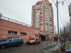 підземний паркінг Київ, Деснянський, Кубанської України  33а