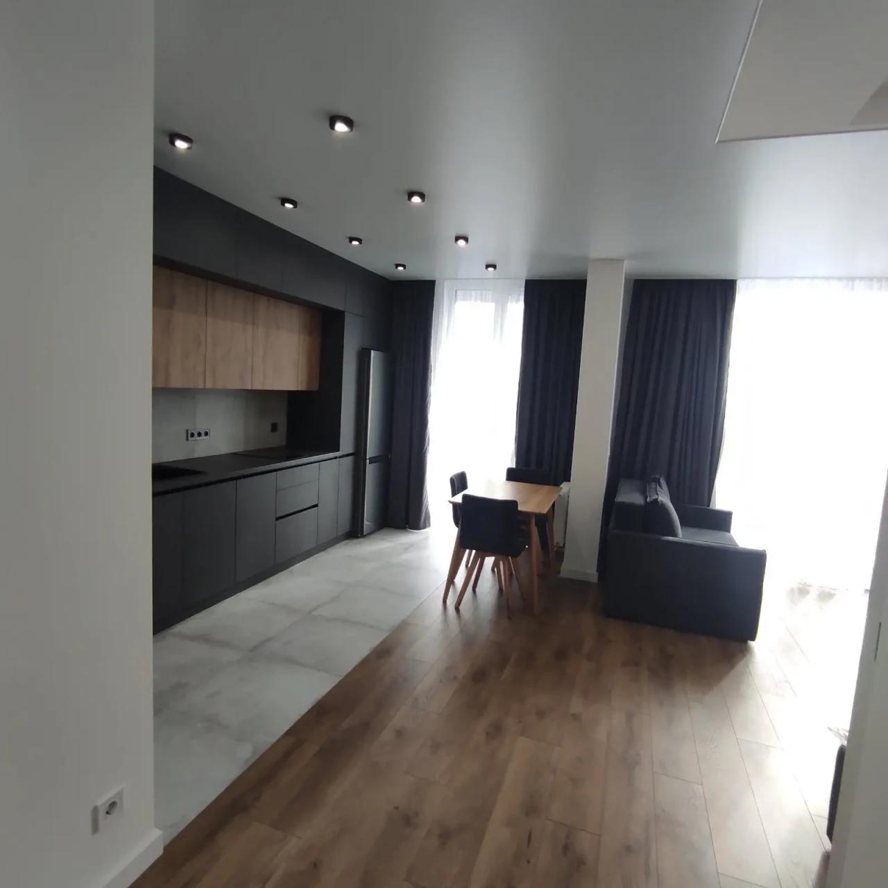 Продаж 1-кім квартира дизайнерський ремонт ЖК Обрій2 40м² 92999$ ТОРГ 2