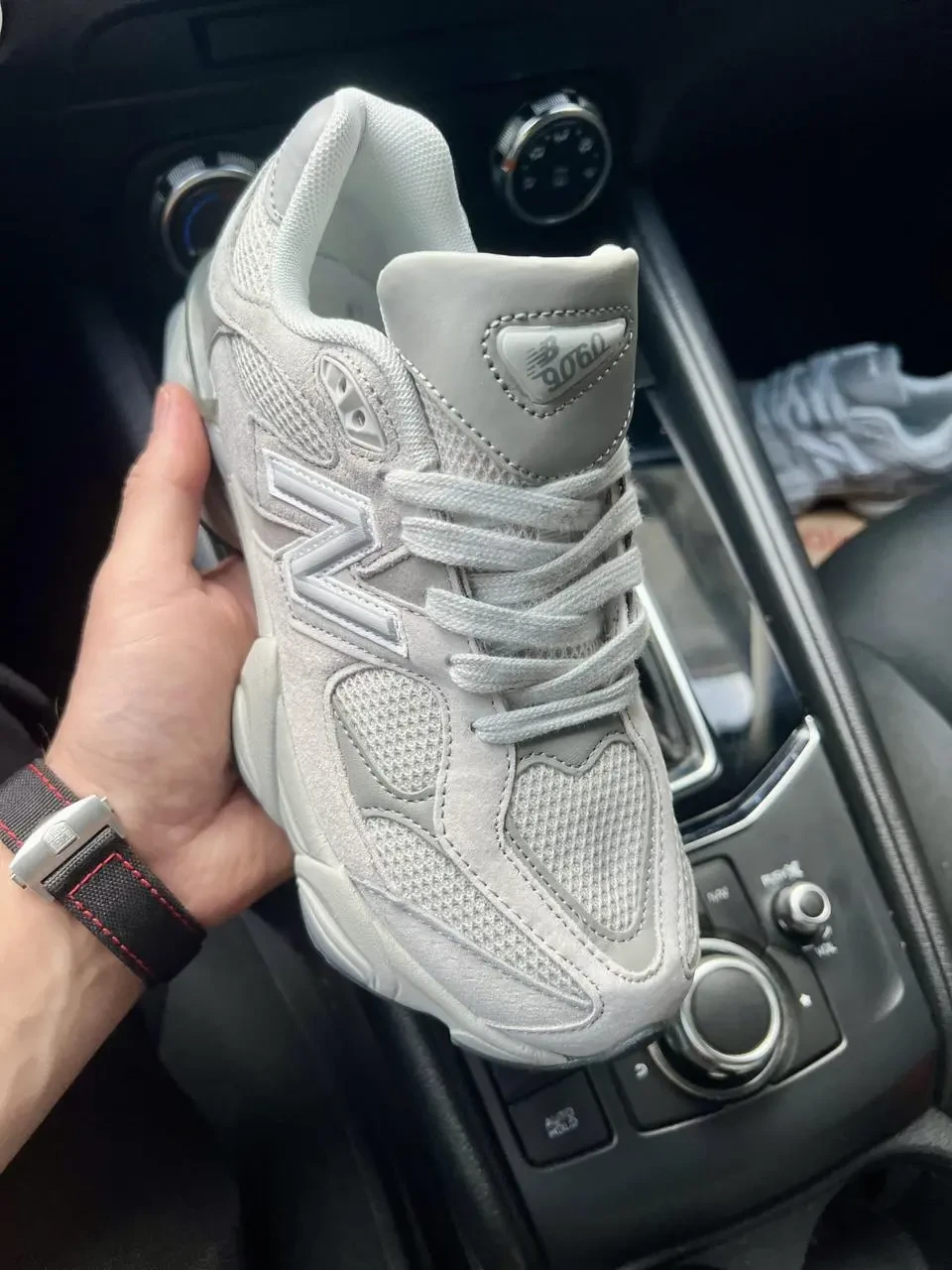 Кроссовки New Balance 9060 арт 21665 (унисекс,26 беленс) 8