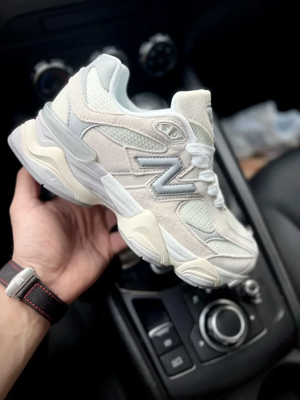 Кроссовки New Balance 9060 арт 21664 (женские,26биленс)