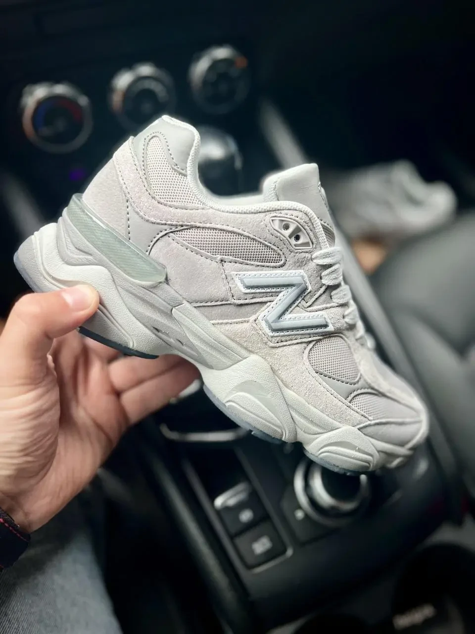 Кроссовки New Balance 9060 арт 21641 (женские,26 беленс)