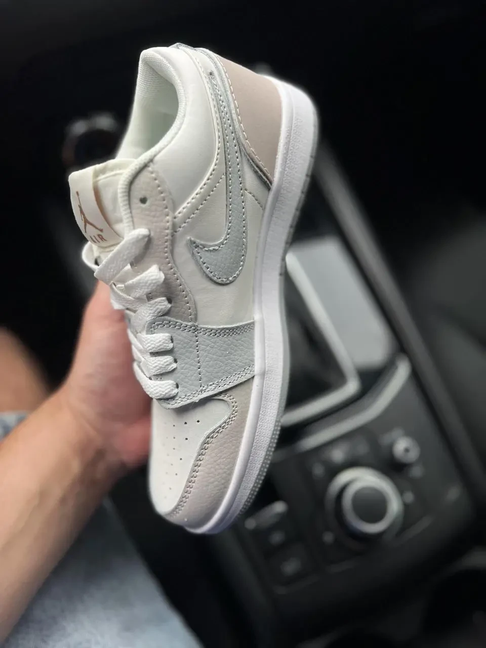 Кроссовки Nike Air Jordan 1 Low арт 21526 (найк, джордан, женские) 4
