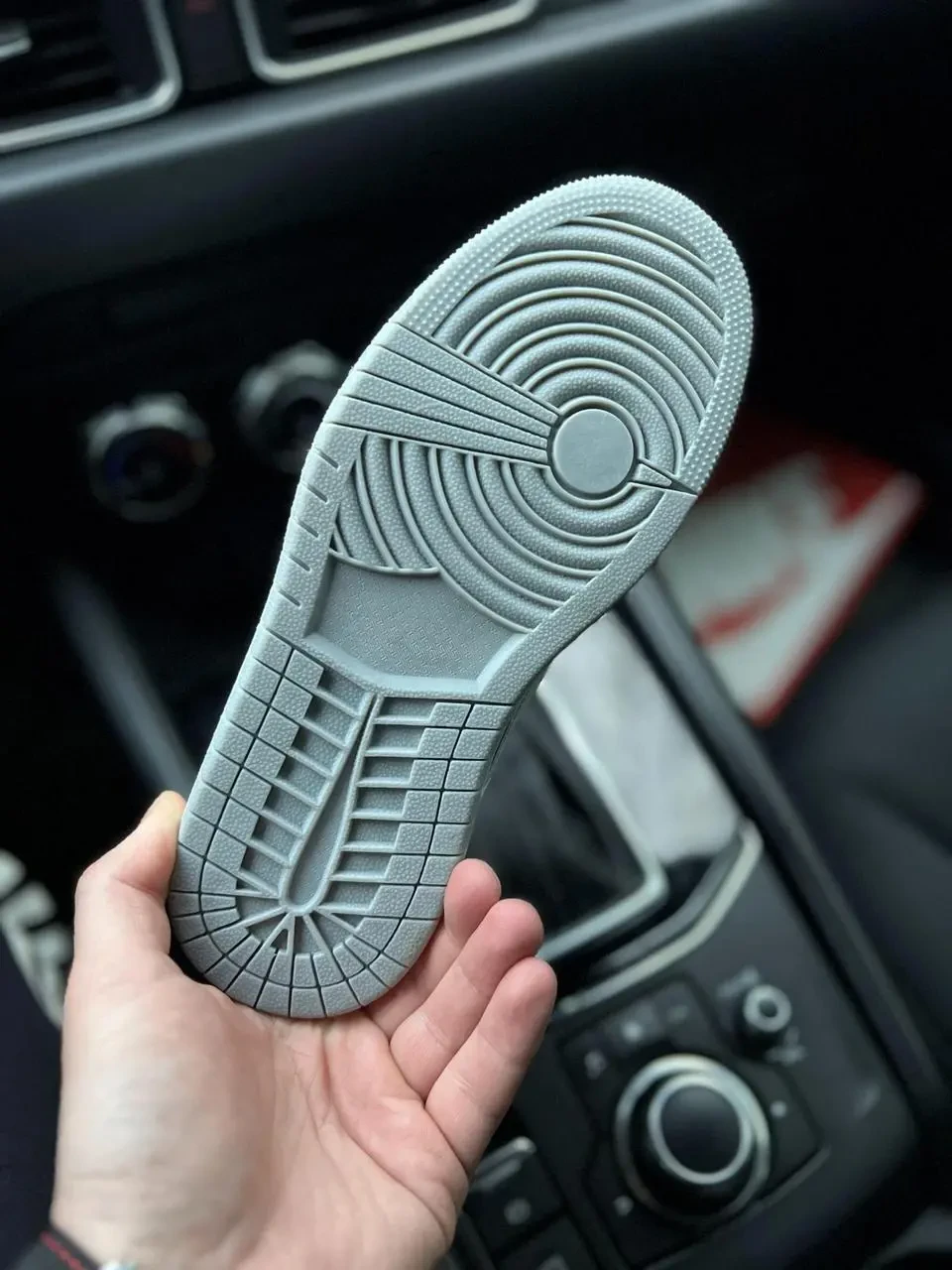 Кроссовки Nike Air Jordan 1 Low арт 21456 (найк, джордан, женские) 3