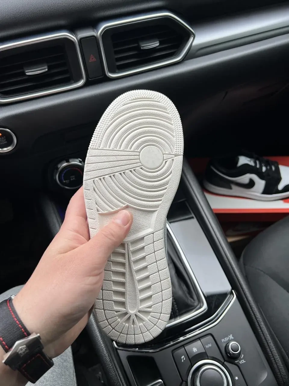 Кроссовки Nike Air Jordan 1 Low арт 21453 (найк, джордан, женские) 6
