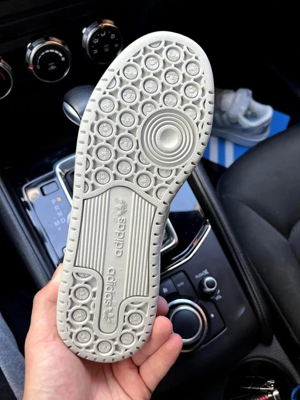 Кроссовки Adidas Forum Low арт 21402 (женские, адидас) 4