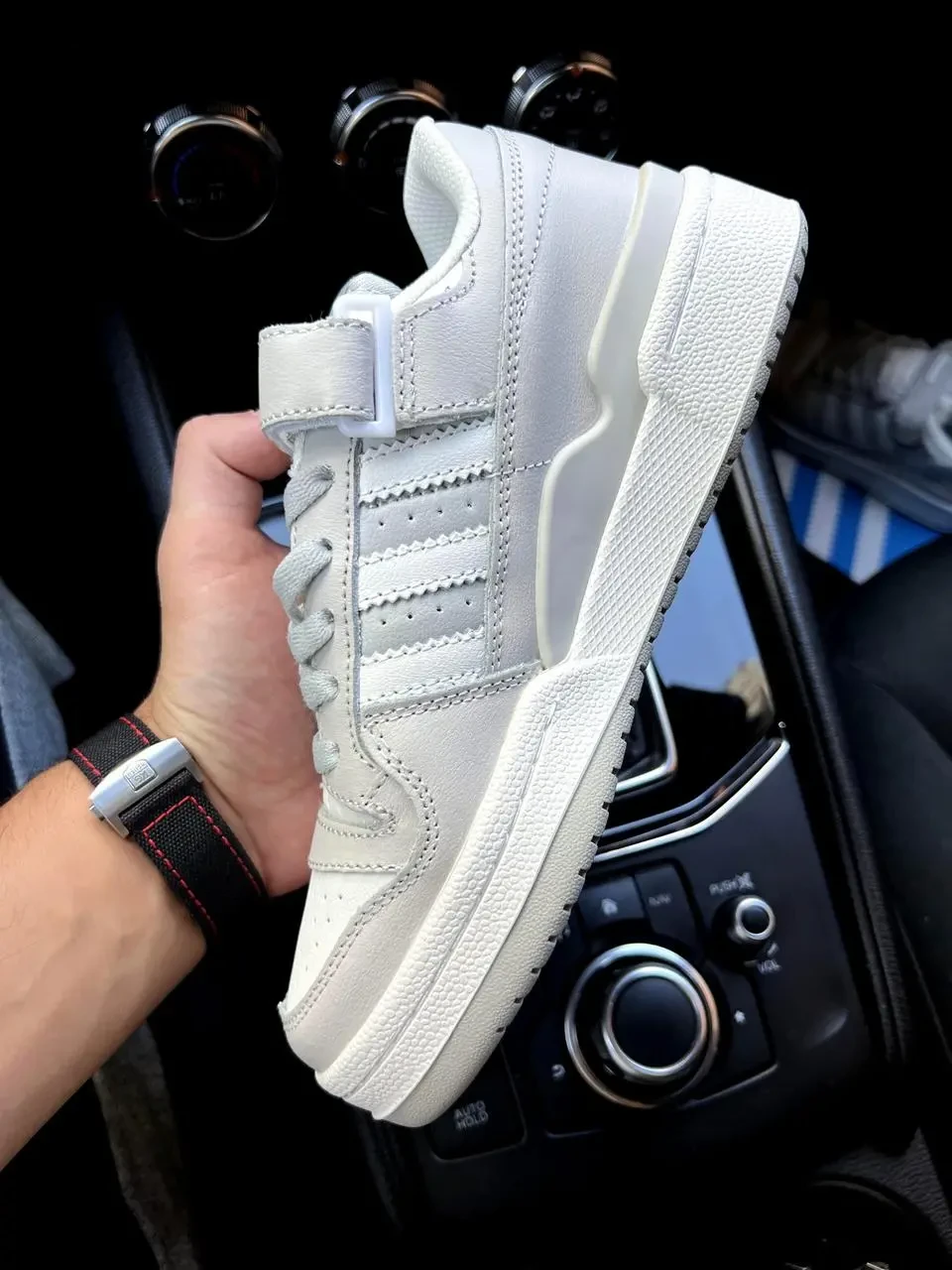 Кроссовки Adidas Forum Low арт 21402 (женские, адидас) 6