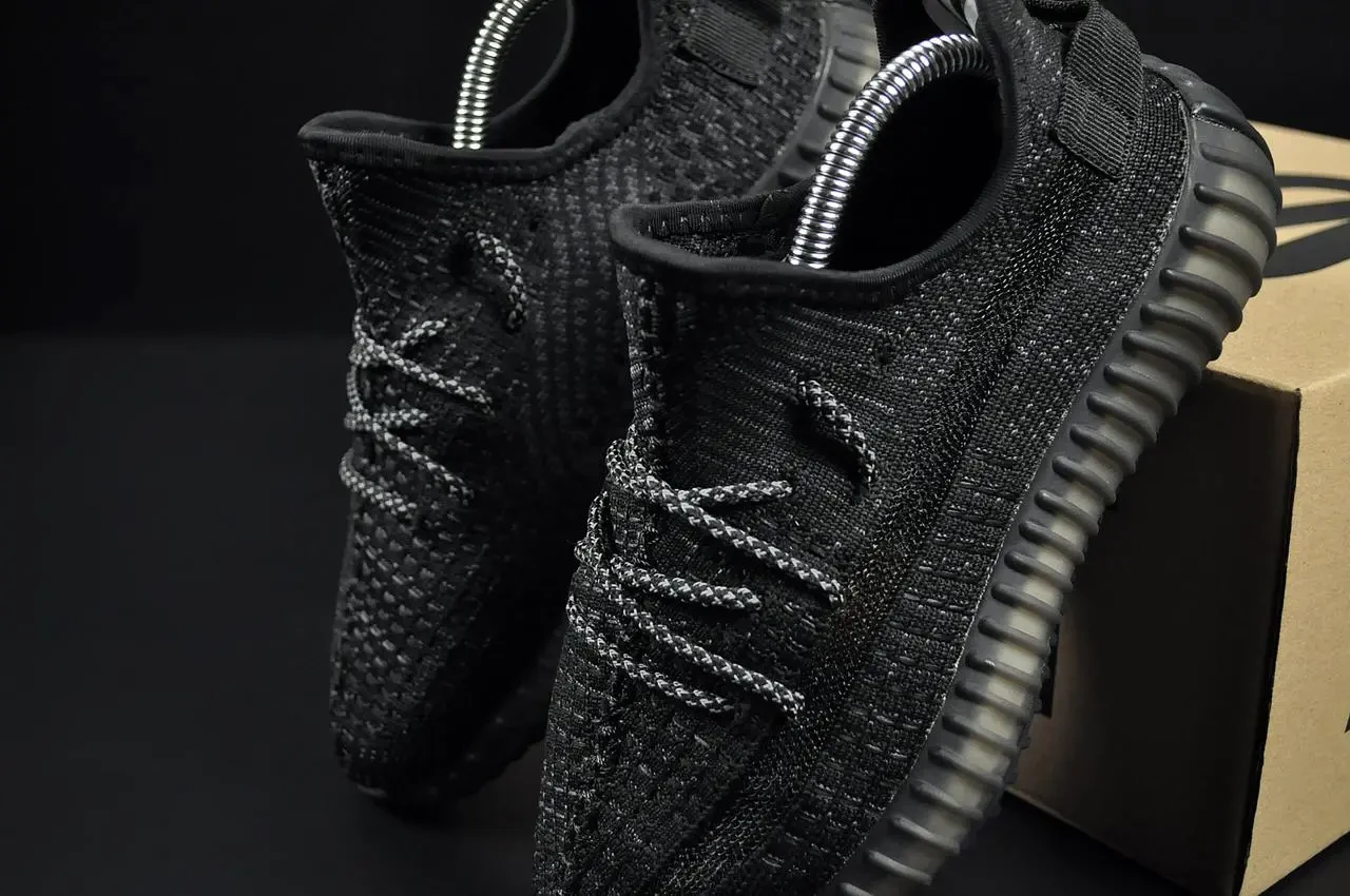 Кроссовки Adidas Yeezy Boost 350 v2 арт 21286 (унисекс, зе, адидас) 4