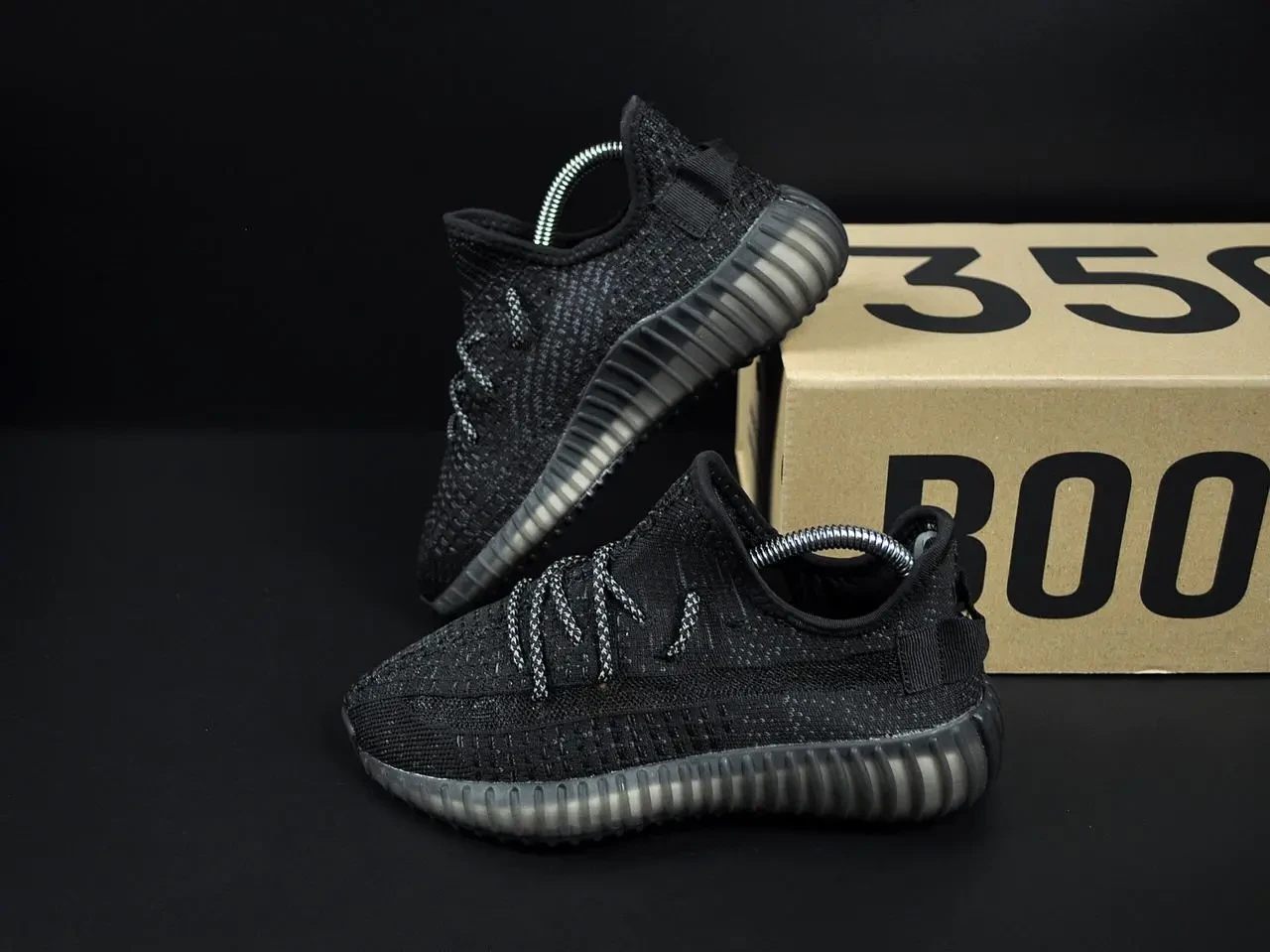 Кроссовки Adidas Yeezy Boost 350 v2 арт 21286 (унисекс, зе, адидас) 9