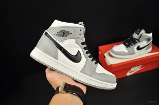 Кроссовки Nike Air Jordan 1 арт 21055 (найк, джордан)