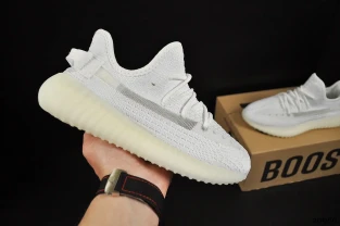 Кроссовки Adidas Yeezy Boost 350 v2 арт 20986 (адидас, зи)