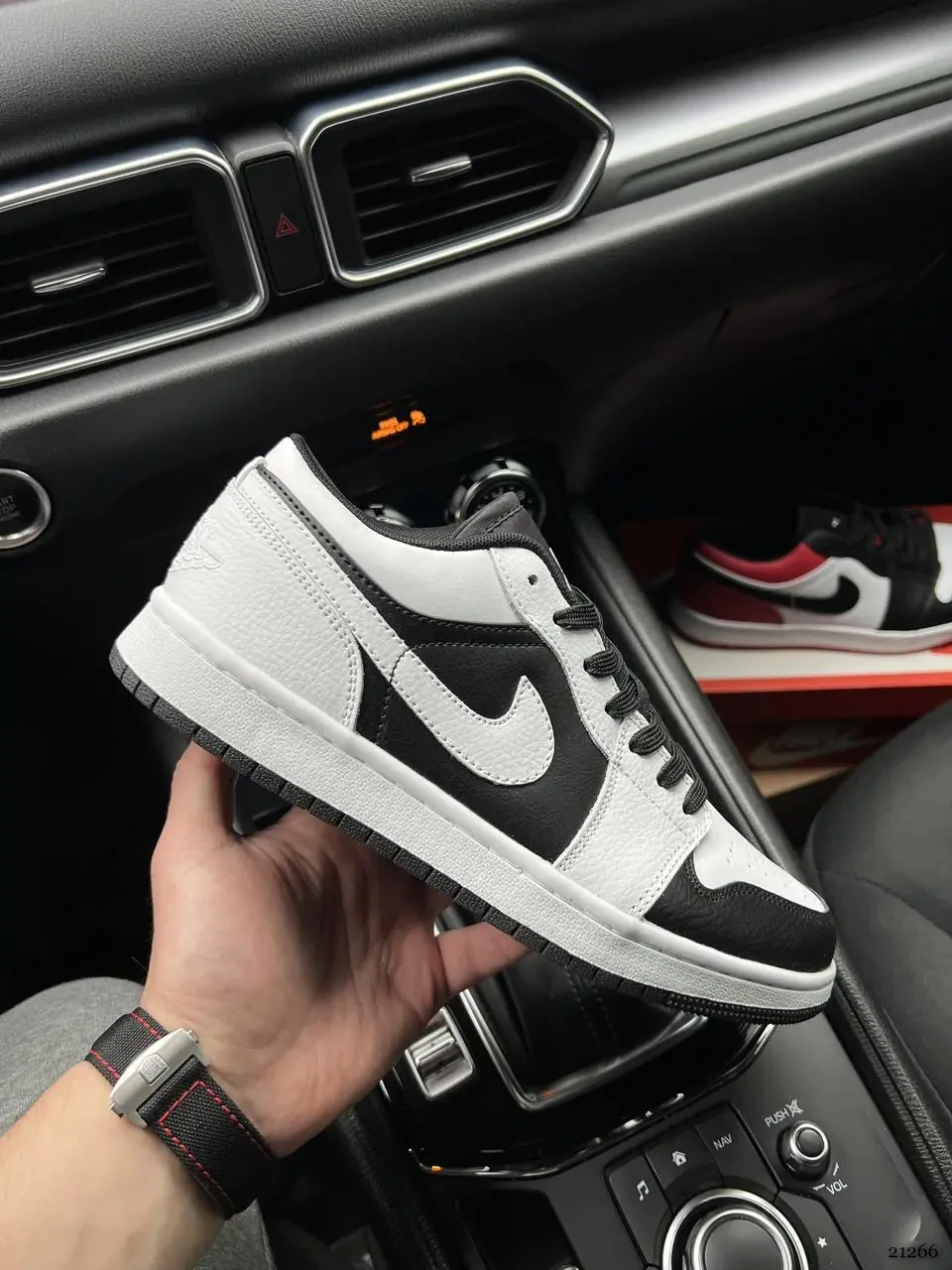 Кроссовки Nike Air Jordan 1 Low арт 21266 (найк, джордан, унисекс) 41