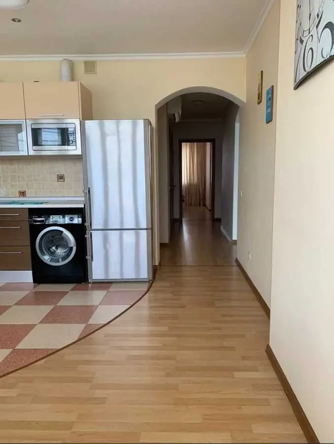 3-к квартира Київ, Голосіївський, Саперно-Слобідська 10 4
