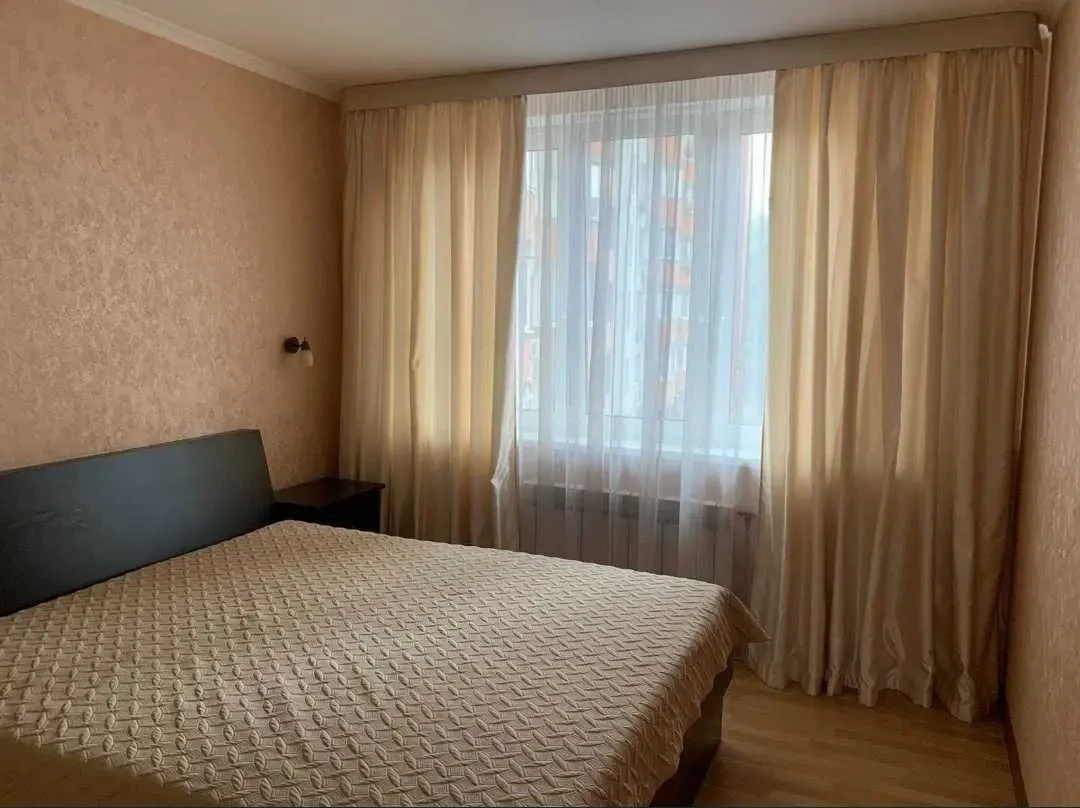 3-к квартира Київ, Голосіївський, Саперно-Слобідська 10 8