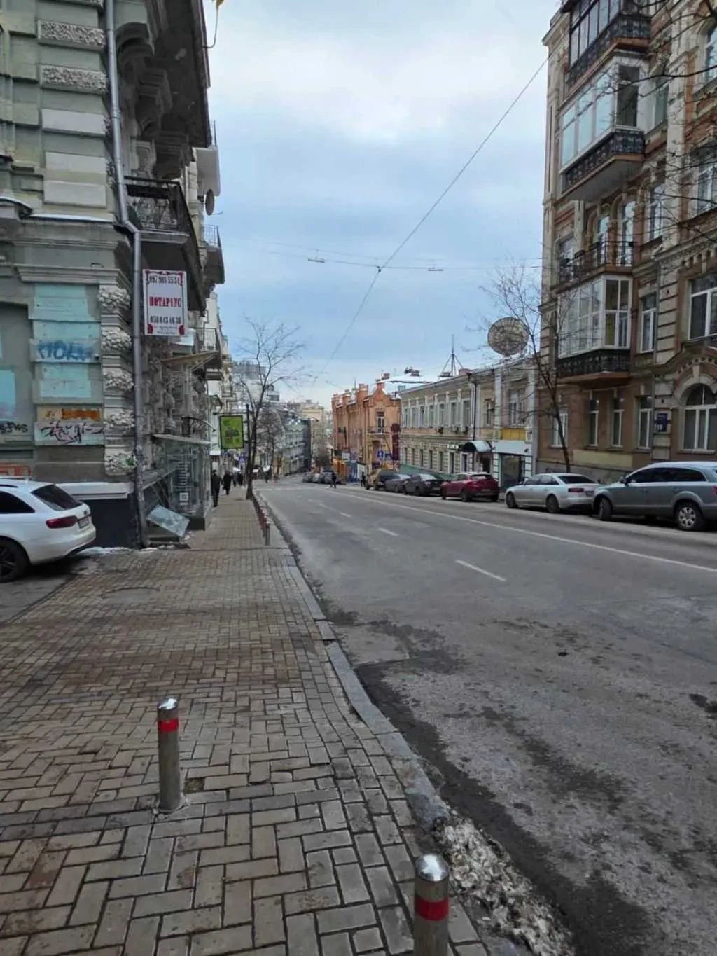 торгові площі Київ, Печерський, Михайлівська 19 3