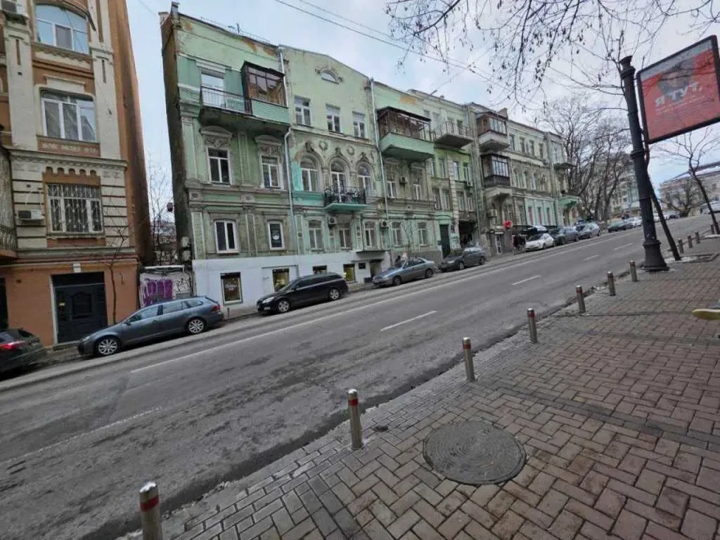 торгові площі Київ, Печерський, Михайлівська 19 5