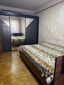 2-к квартира Київ, Дніпровський, Харківське 4/1