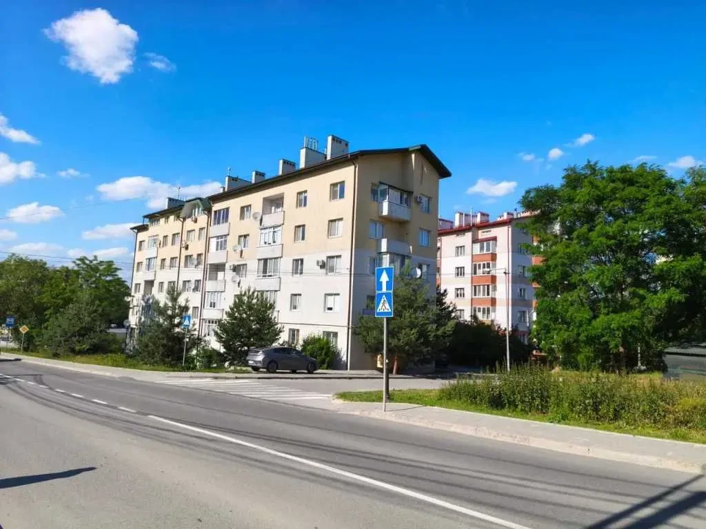 4-к квартира Львів, Винники, Івасюка 2