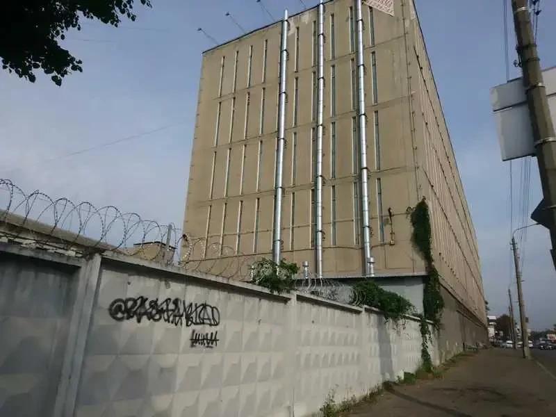 офісна будівля Київ, Оболонський, Куренівська 2б 2