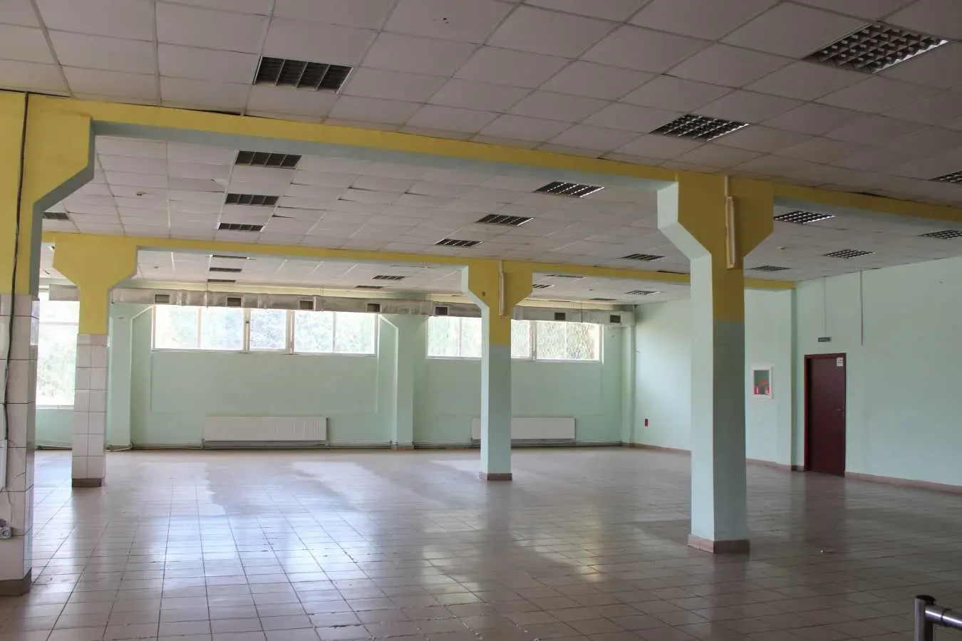 торгові площі Ковельський, Голоби, Ковельська 3 5