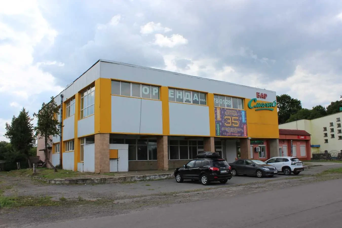 торгові площі Ковельський, Голоби, Ковельська 3 2