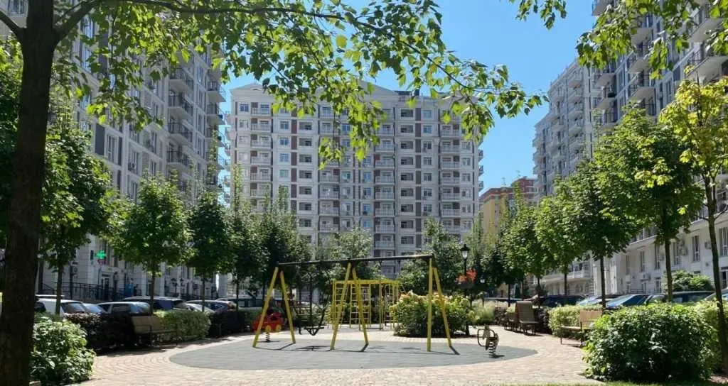 торгові площі Київ, Голосіївський, Михайла Максимовича 24г 15