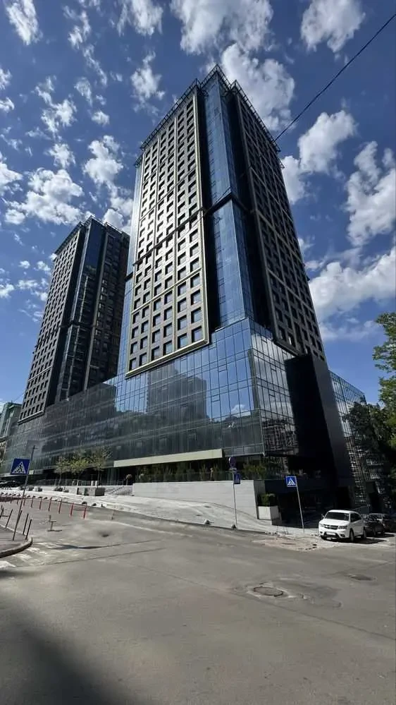 торгові площі Київ, Печерський, Предславинська 20 6