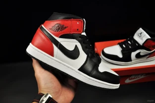 Кроссовки зимние Nike Air Jordan 1 арт 21420 (найк, джордан, унисекс) 38