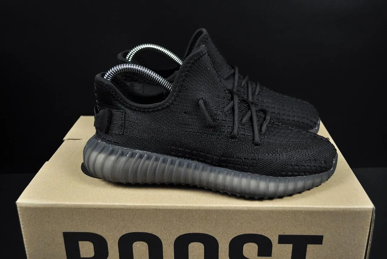 Кроссовки Adidas Yeezy Boost 350 v2 арт 21287 (мужские, зе, адидас) 4