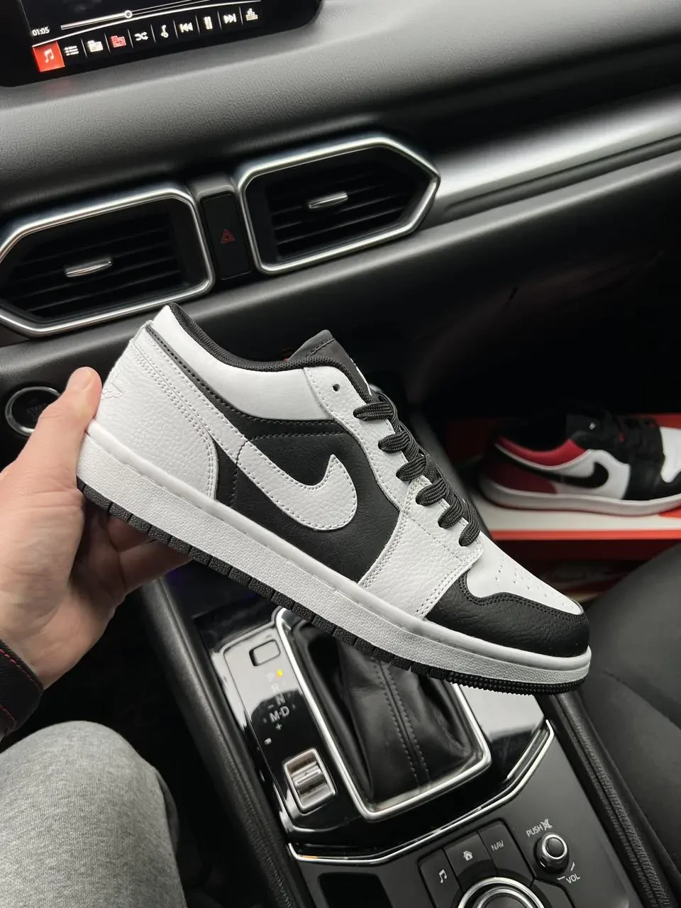 Кроссовки Nike Air Jordan 1 Low арт 21260 (найк, джордан, мужские) 2
