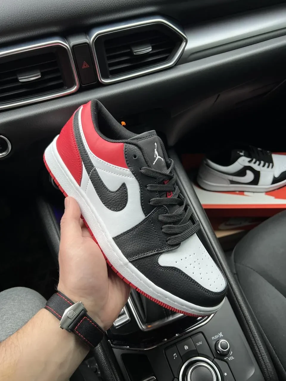 Кроссовки Nike Air Jordan 1 Low арт 21259 (найк, джордан, мужские) 6