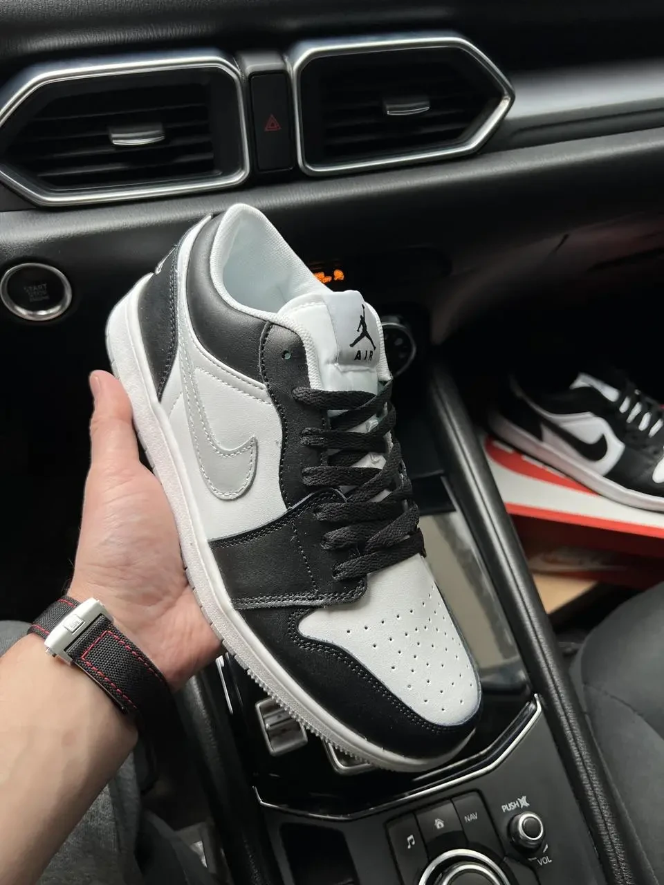 Кроссовки Nike Air Jordan 1 Low арт 21258 (найк, джордан, мужские) 6
