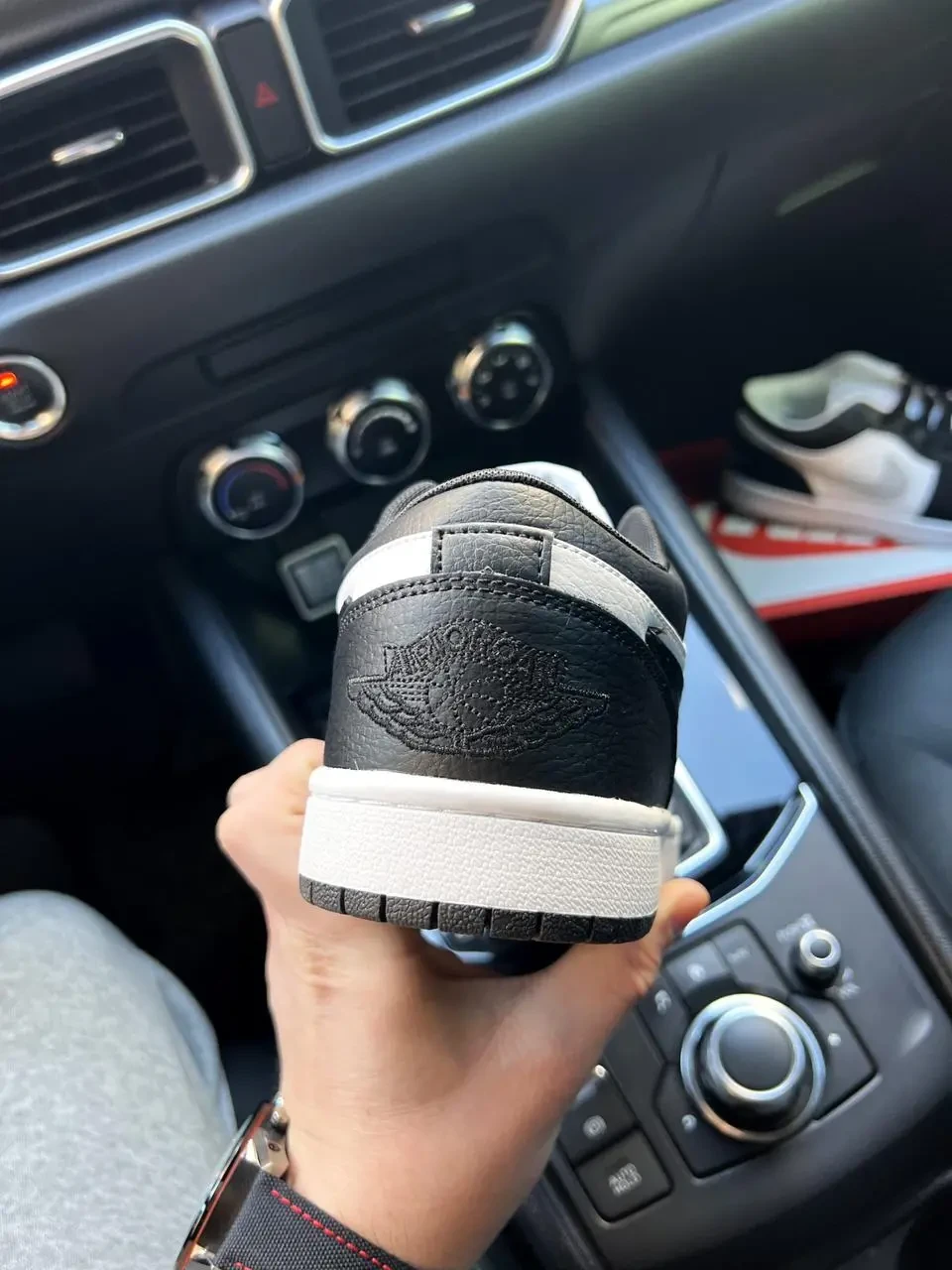 Кроссовки Nike Air Jordan 1 Low арт 21257 (найк, джордан, мужские) 5