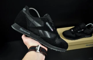 Кроссовки Reebok classic арт 21229 (еребро, мужские)