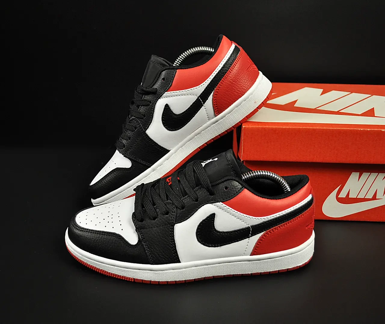 Кроссовки Nike Air Jordan 1 Low арт 21077 (мужские, найк, джордан) 3