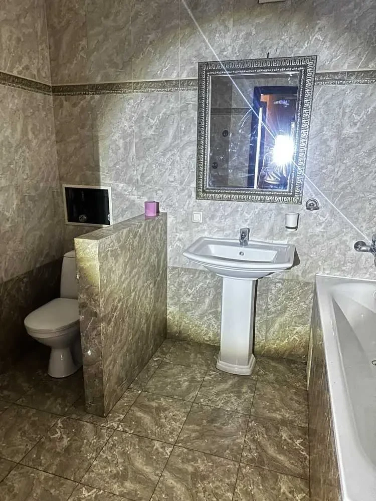 2-к квартира Бориспільський, Бориспіль, Головатого 12