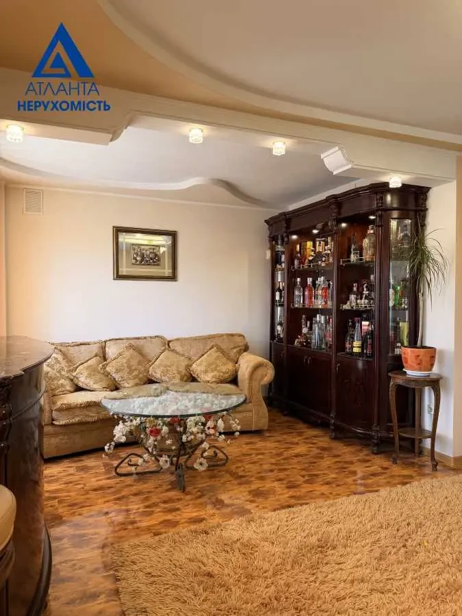 4-к квартира Луцьк, Шота Руставелі 10 7