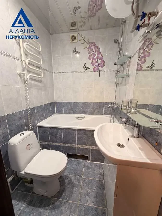 4-к квартира Луцьк, Шота Руставелі 10 13