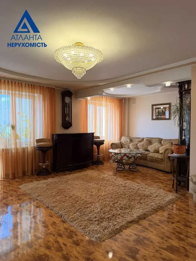 4-к квартира Луцьк, Шота Руставелі 10 9