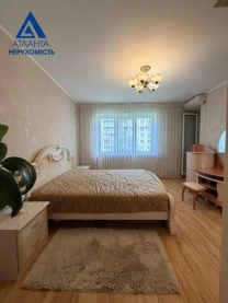 4-к квартира Луцьк, Шота Руставелі 10
