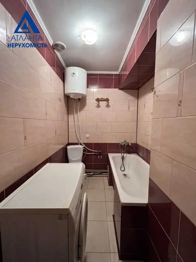 1-к квартира Луцьк, Відродження 22а 10