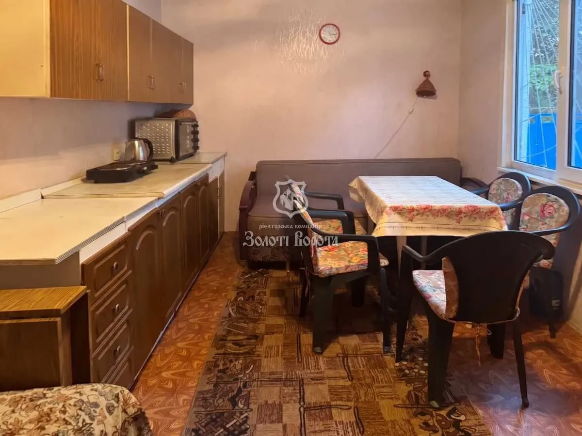 3-к будинок Обухівський, Нові Безрадичі, Підгірна вул. 5 8