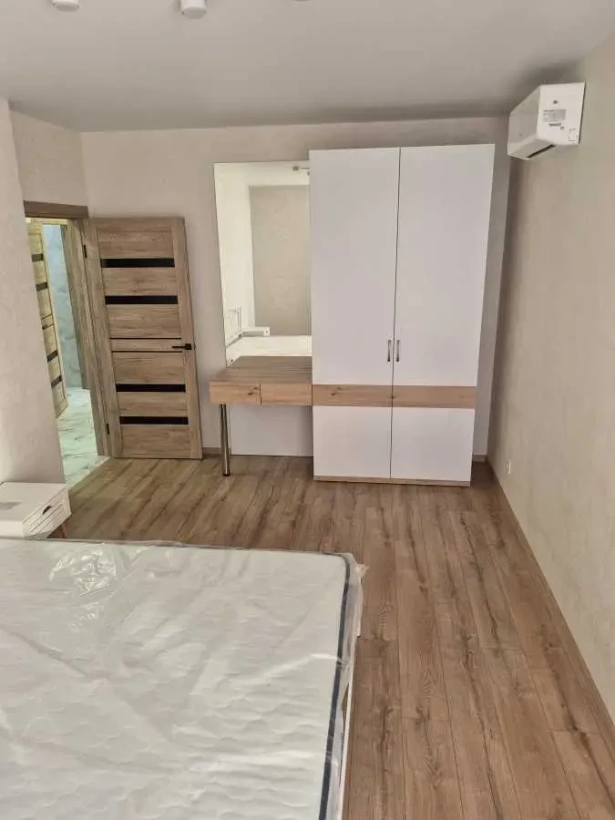 2-к квартира Київ, Святошинський, Приладний 10в 3